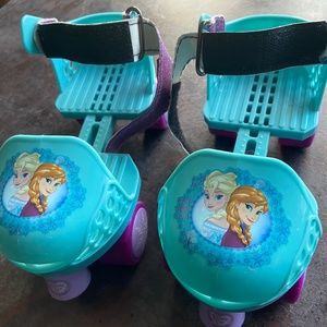 Disney Frozen Adjustable Roller Skates w/ Pads